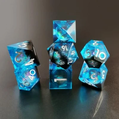 Afbeelding van DND 7 stuks D&amp;D hars dobbelstenen met scherpe randen voor kerkers en veelvlakkige draken, Ttrpg Pathfinder RPG rollenspel geschenkdoos