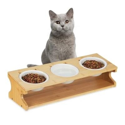 Afbeelding van Relaxdays Kattenvoerbak met 3 kommen van elk 400 ml, bamboe en keramiek, voerbakhouder, vaatwasmachinebestendig, natuur/wit