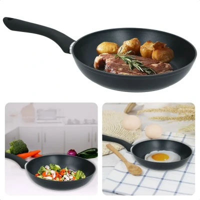 Afbeelding van Cheqo Grote Koekenpan 28 cm Voor Alle Warmtebronnen Soft Touch Handgreep Gelijkmatige Warmteverdeling Pannen Bakpan Lange Levensduur
