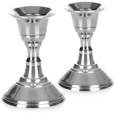 Afbeelding van COM FOUR® 2 x kandelaars in elegant design voor een feesttafel klassieke kandelaar bruiloften en verjaardagen metalen kersttafel lichthouder (8,5 cm rond)