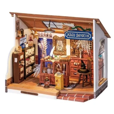 Image de Maquette Rolife Serre livres Book Nook Emporium magique de Kiki