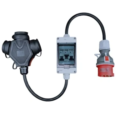 Afbeelding van RoadEu Adapterkabel netstekker 32A 3P+N+E naar Triple stopcontact 2P+E 230V, stroomonderbreker C 16A 1P rubberen kabel, verlenging 1m