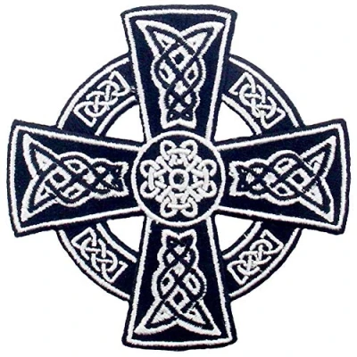 Afbeelding van Geborduurde patch Iers Keltisch kruis gotische druïden heidense wicca opstrijkbare of naaibare applicatie