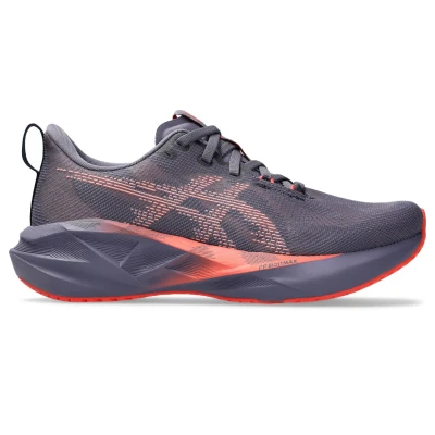 Afbeelding van Asics Novablast 5 Hardloopschoenen voor op de weg, Dames, Maat: 38, Greyish purple/coral reef Textiel