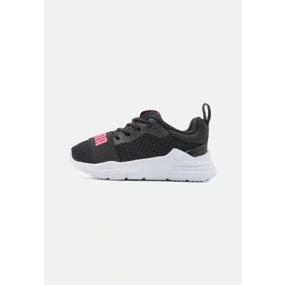 Afbeelding van Puma Wired RUN Unisex Hardloopschoenen neutraal voor kinderen, Maat: 25, Black/sunset pink Kunststof/ textiel