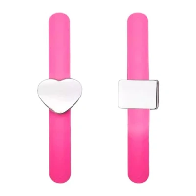Afbeelding van YSJCHEBS Set van 2 magnetische armbanden, multi tool, draagbare pinnen, naaiaccessoires, polsspelden voor naaien, naaldhouder kussen