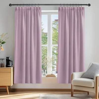 Afbeelding van Deconovo Set van 2 gordijnen, 50% verduisterend, thermisch, koudebescherming, isolerend, keuken, slaapkamer, jongens, woonkamer, plooiband, lichtroze, 132 x 229 cm