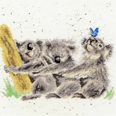 Afbeelding van Three Of A Kind Borduurpakket Wrendale Designs by Hannah Dale XHD20