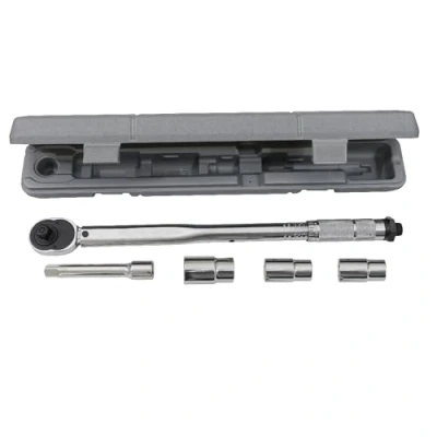 Afbeelding van Petex 44710000 Cl Dynamom, elektrisch, 40 210 Nm, met 3 bussen 17/19/21 mm, 1 verlenging