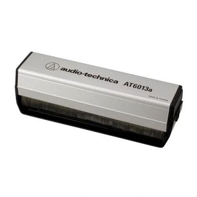 Image de Accessoire platine vinyle Audio Technica Brosse de nettoyage AT6013a antistatique double action pour disques