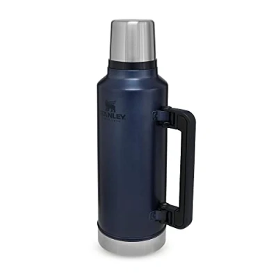 Afbeelding van Stanley Classic Legendary Bottle 1,9 l/2,0QT Nightfall roestvrij staal BPA vrij houdt de temperatuur (warm/koud) gedurende 45 uur waterdicht deksel dient als beker