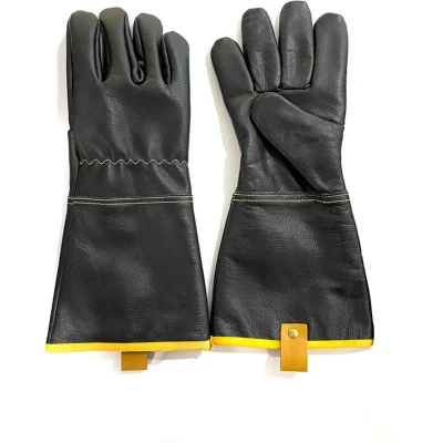 Afbeelding van YAKINIKU BBQ Handschoenen Leer Zwart Hittebestendig Ovenwanten Oven Houtkachel 2 Stuks