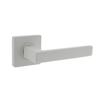 Afbeelding van Intersteel Deurklink wit Hera op vierkant rozet 55x55x10 mm met nokken
