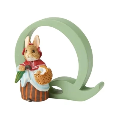 Afbeelding van Beatrix Potter Figuur vrouw haas letter Q