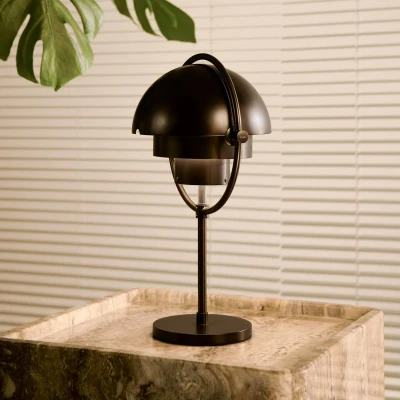 Afbeelding van Gubi Akku tafellamp Multi Lite, zwart, staal, hoogte 30 cm
