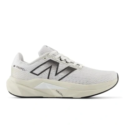 Afbeelding van New Balance Fuelcell Propel V5 Hardloopschoenen voor op de weg, Dames, Maat: 37.5, White Textiel/ synthetisch
