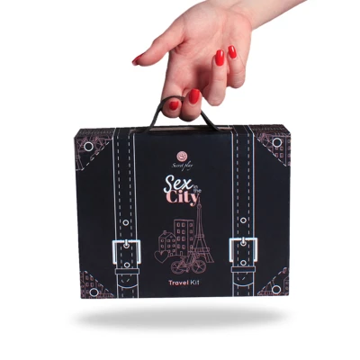 Afbeelding van Travel Kit Sex in the City (Es/En/De/Fr/Nl/Pt)