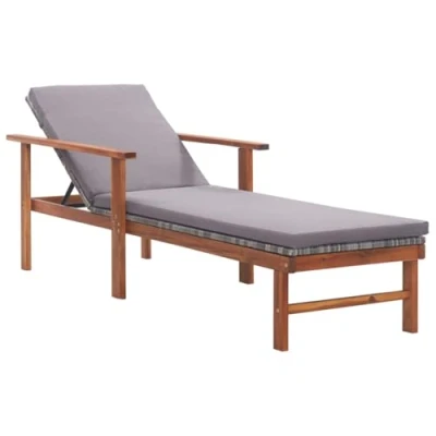 Afbeelding van Ligbed met kussen poly rattan en massief acaciahout grijs