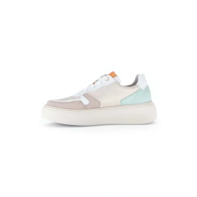 Afbeelding van GABOR 66.485.62 Sneaker beige maat 5