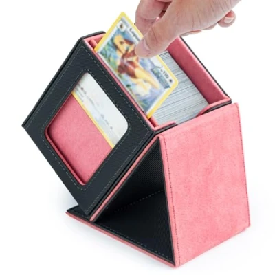 Afbeelding van Tolesum Verticale kaartenbox voor MTG display, met kijkvenster, Trading Card Storage Box 100+ kaarten, magnetische deckbox bestellen/TCG/verzamelkaarten, perzik rood
