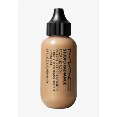 Afbeelding van M·A·C Studio Radiance Face And Body Radiant Sheer Foundation C3 50 Ml