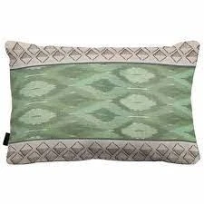 Afbeelding van Madison sierkussen 50x30 cm Ikatin green
