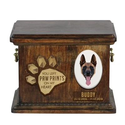 Afbeelding van Persoonlijke urn hond voor Malinois met gravure en herdenkingsdoos as