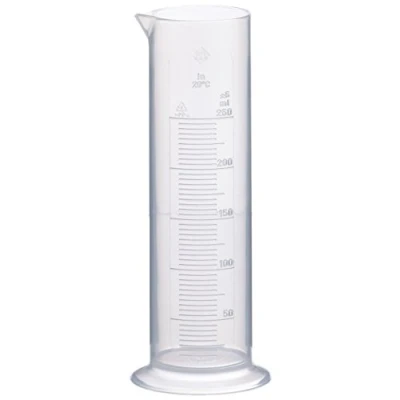 Afbeelding van Neolab 4037 Lage vorm meetcilinder 250 ml 10 polypropyleen ronde basis