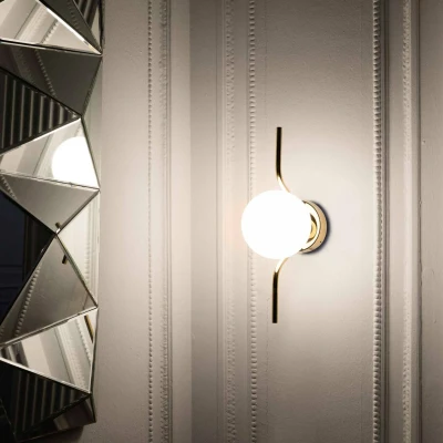Afbeelding van LED wandlamp Le Vita met opaalglas
