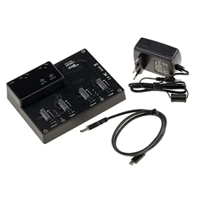 Afbeelding van KALEA INFORMATIQUE USB docking station voor 4 M2 NVMe SSD&#039;s, 3.2 Gen2 10 GB. Dock met Kloneringsfunctie, digitaal display en externe voeding
