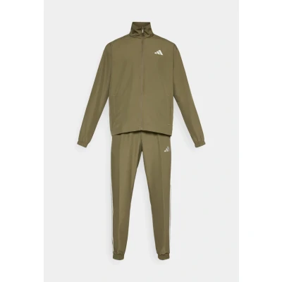 Afbeelding van adidas Sportswear Basic 3 Stripes SET Trainingspak, Heren, Maat: XXL, Olive strata