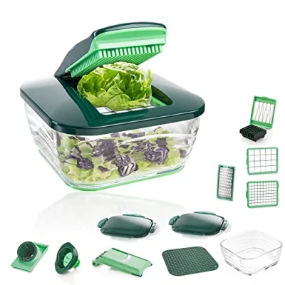 Afbeelding van Genius Nicer Dicer Chef groentesnijder (18 stuks) met glazen kom en tomaten op tv fruithakmolen, uiensnijder, spiraalgroentesnijder, mintgroen