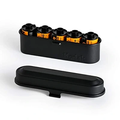Afbeelding van KODAK Hoesje voor 5 rollen 35 mm folie, compacte retro stalen behuizing het sorteren en beschermen van folierollen (zwart) (folie niet inbegrepen)