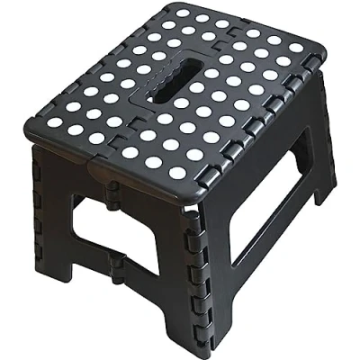 Afbeelding van Armo® Klapkruk met draaggreep, compact, opvouwbaar, knutselkruk, voetensteun, ladder, maximaal gewicht 150 kg (zwart)