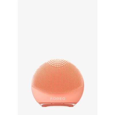 Afbeelding van FOREO LUNA 4 go 2 zone gezichtsreinigingsborstel en verstevigingsapparaat voor alle huidtypen, Evergreen
