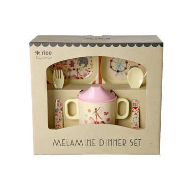 Afbeelding van Rice by Baby Eetset Fun Fair Roze Kermis illustratie Vaatwasserbestendig