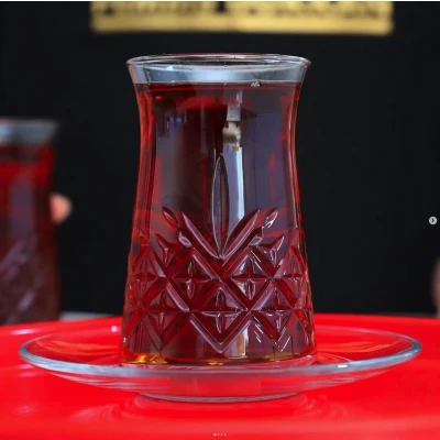 Afbeelding van Pasabahce Timeless Turkse Theeglazen Met Onderzetters 12 delig 160 ML