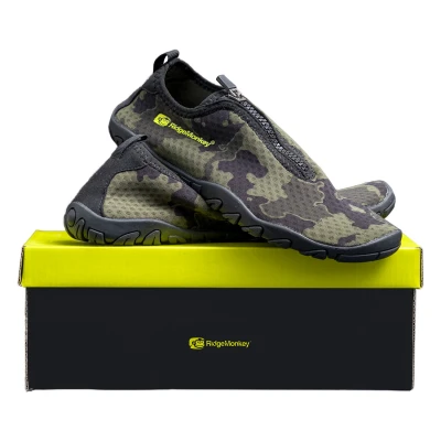 Afbeelding van Ridgemonkey APEarel Dropback Aqua Shoes Camo Visschoenen 46 (UK 11) Vis schoenen