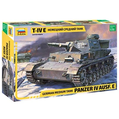 Afbeelding van 1:35 Zvezda 3641 Pz.Kpfw. IV Ausf. E German Medium Tank Plastic Modelbouwpakket
