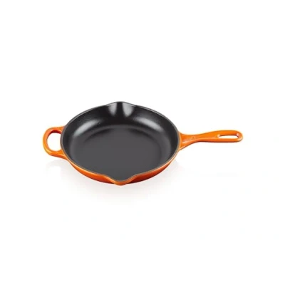 Afbeelding van Le Creuset Signature Skillet van geëmailleerd gietijzer, rond, Ø 23 cm, 1,93 kg, vulkanisch, 20182230900422
