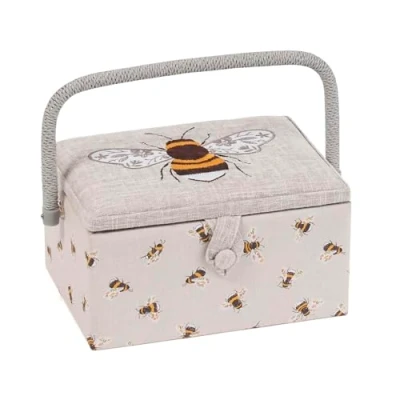 Afbeelding van Hobby Gift Exclusieve middelgrote naaidoos, opbergdoos om te knutselen, accessoirebak, pinnenbol, pvc handvat, 18,5 x 25,5 14,5 cm, bijen in elkaar gestoken