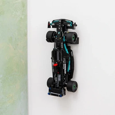 Afbeelding van Brickify Wandhouder voor Lego 42165 Mercedes AMG F1 W14 E Performance Pull Back Techic Set Eenvoudig te installeren Made in UK Auto niet inbegrepen