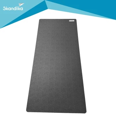 Afbeelding van Skandika vloerbeschermingsmat voor hometrainers en trilplaten Vloerbeschermingsmatten Made in Germany Multifunctionele mat, sport fitness, geurloos, anti slip, stootvast, waterafstotend 200 x 90 0.7 cm (L B H) zwart