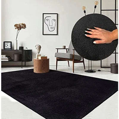 Afbeelding van the carpet Relax Modern en pluizig laagpolig tapijt, antislip onderkant, wasbaar tot 30 graden, super zacht, vachtlook, zwart, 240 x 340 cm