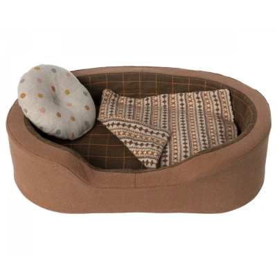 Afbeelding van Maileg hondenmandje bruin 33 cm