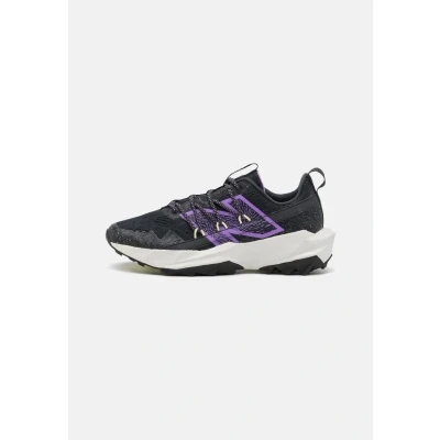 Afbeelding van New Balance Tektrel Trail hardloopschoenen, Dames, Maat: 36.5, Black Textiel/ synthetisch