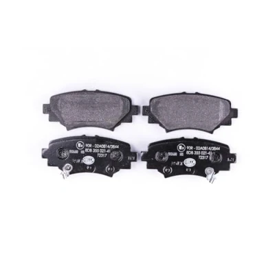 Afbeelding van HELLA 8DB 355 021 411 Remblokkenset Met akoestische slijtagewaarschuwing MAZDA: 3 Saloon, Hatchback, Box Body / Hatchback