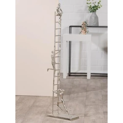 Afbeelding van Sculptuur je doel bereiken 15x15x114 cm beeld van aluminium zilverkleur klimende personen op een ladder
