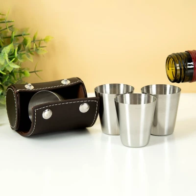 Afbeelding van Shotglaasjes Met Leren Hoes (Set Van 4)