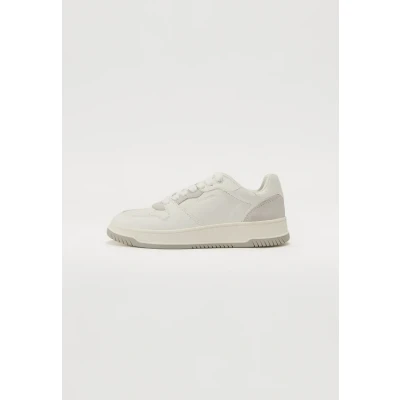 Afbeelding van Björn Borg T2700 Dames Sneakers Laag Vrouwen Schoen Wit/Wit Maat 38